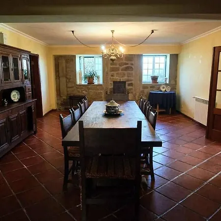 Villa 19th Centry Getaway - Sleep 12-14 W Pool *